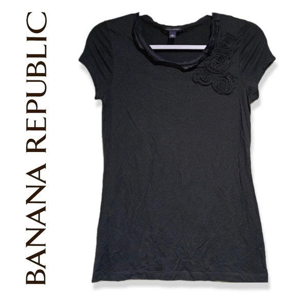 Banana Republic Tops - BANANA REPUBLIC Solid Black Tee With Rose Appliques, Ruffled Collar, S, Fitted